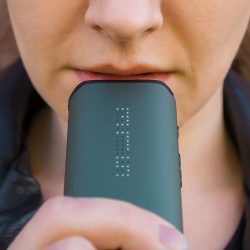 green DaVinci IQC Vaporizer
